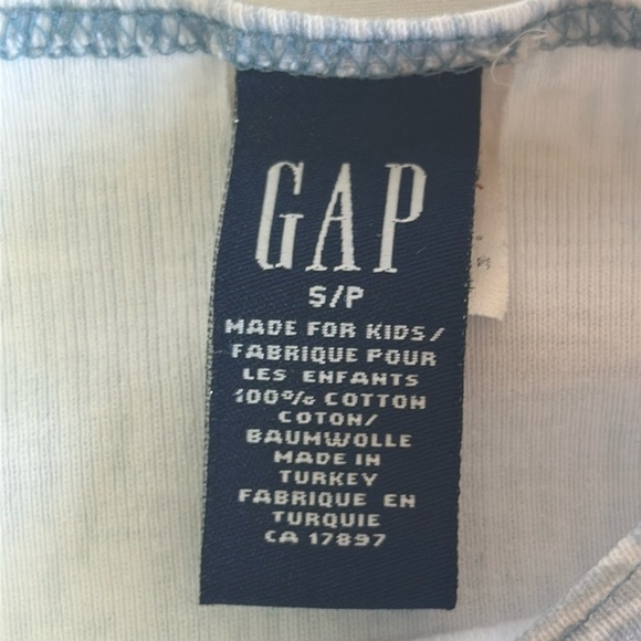 GAP - Kids Long sleeve Blue Floral Long Sleeve Tee, size small - Picture 3 of 3